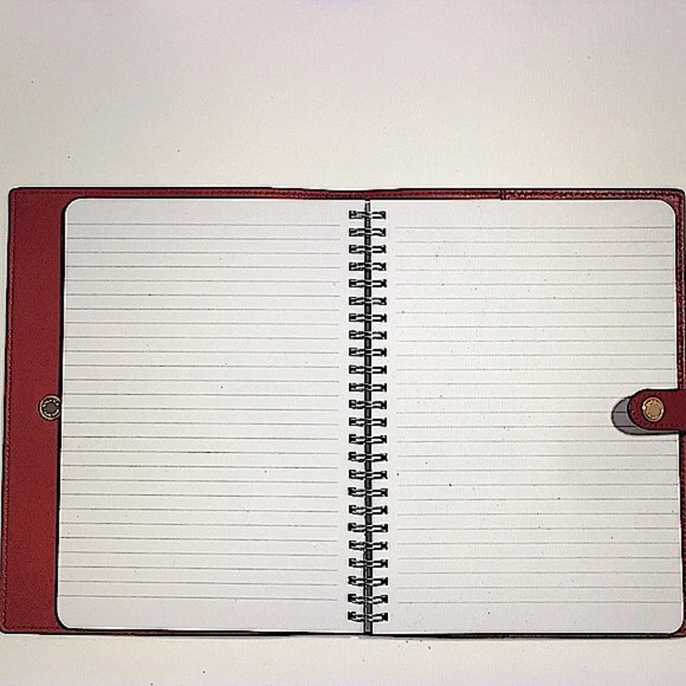 COACH -NOTEBOOK W/DIAGONAL HORSE & CARRIAGE PRINT - Picture 5 of 12